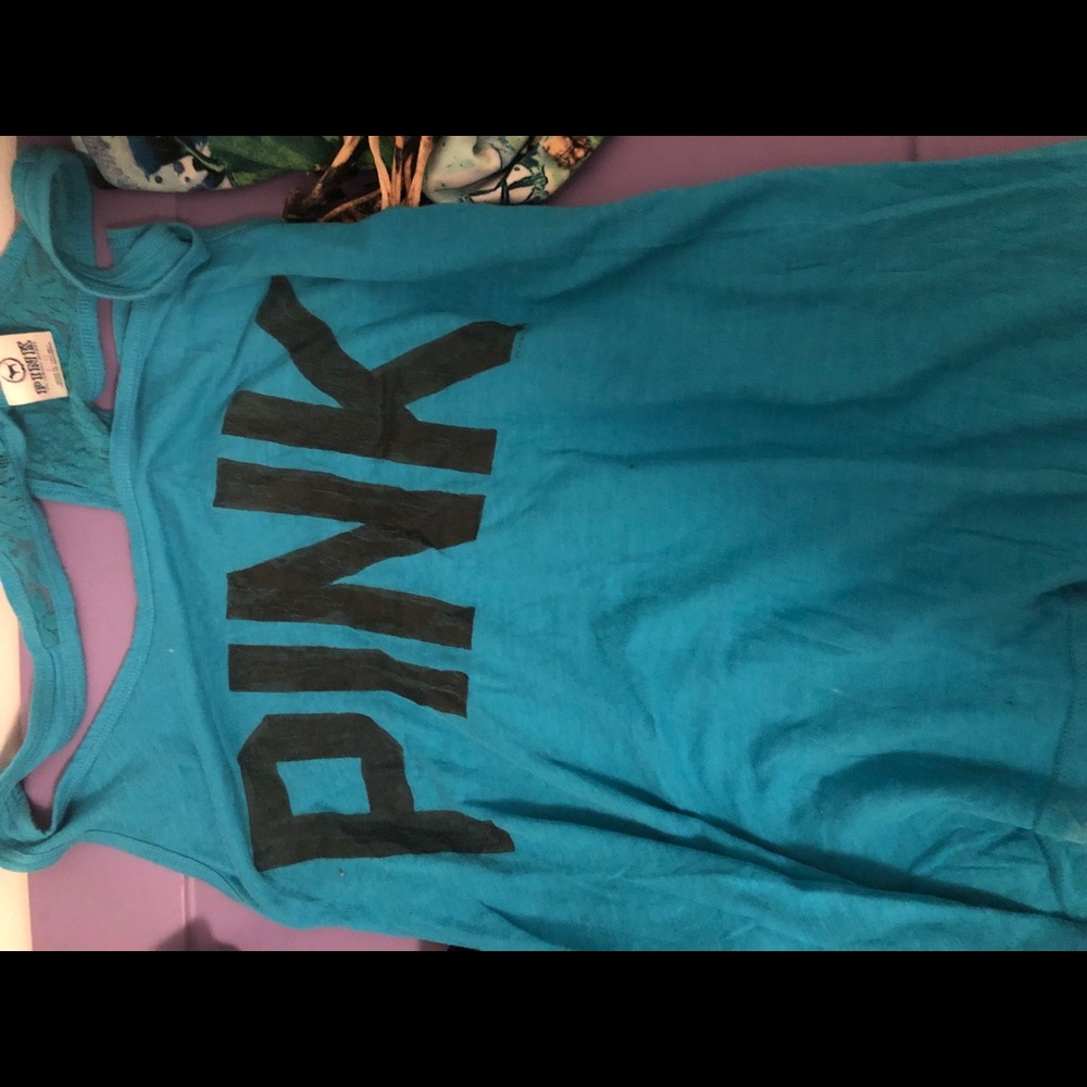 Tee shirt